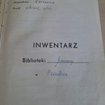 Strona tytułowa z pierwszej księgi inwentarzowej z 1945 r.